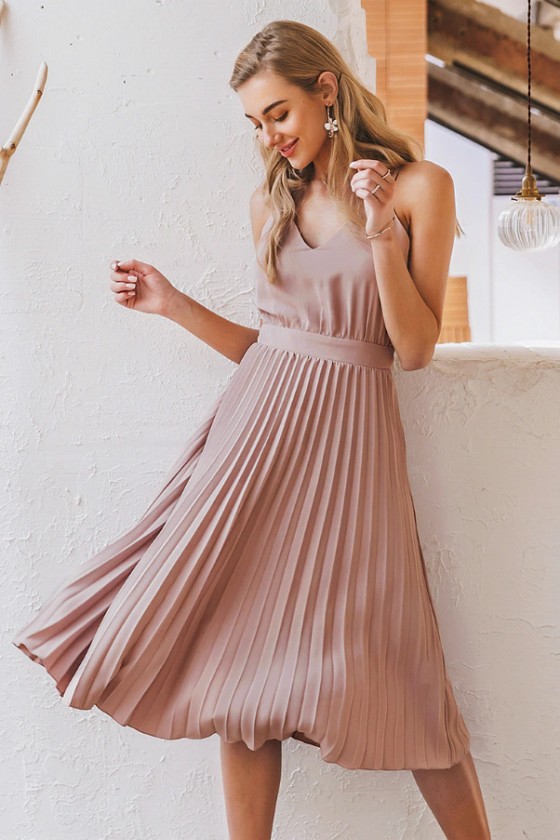 Lora Pleated Dress in Pink