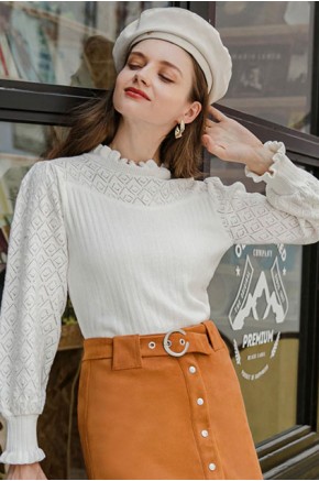 Ebelina Basic Pullover in White