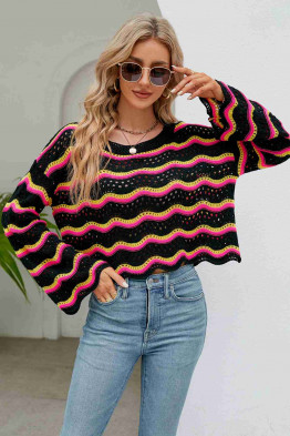 Wavy Knit Pullover in Black