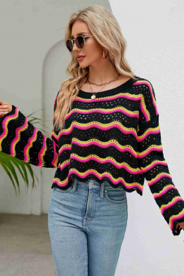 Wavy Knit Pullover in Black