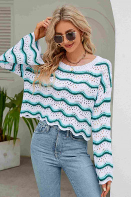 Wavy Knit Pullover in Green