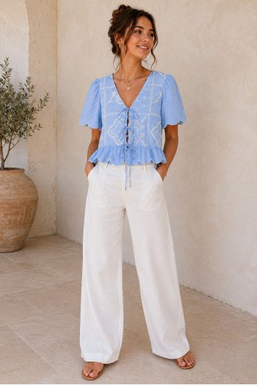 Ava Scallop Tie Front Top