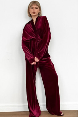 Brisa Velvet Pajama Set in Red