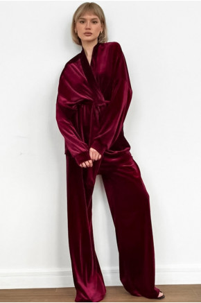 Brisa Velvet Pajama Set in Red