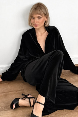 Brisa Velvet Pajama Set in Black